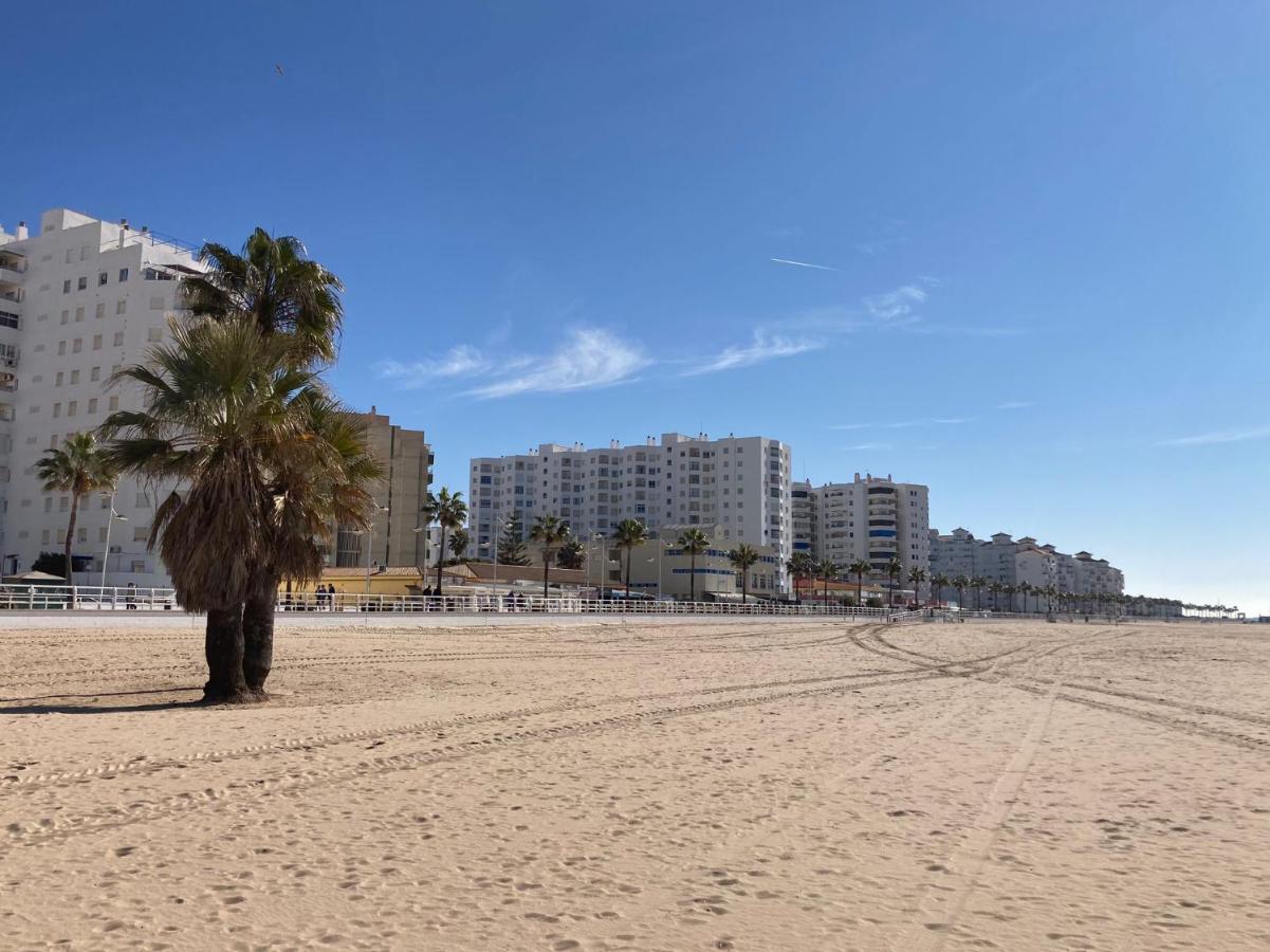 Atico Valdelagrana Playa - Aire Acondicionado Y Piscina Apartment El Puerto de Santa Maria Bagian luar foto